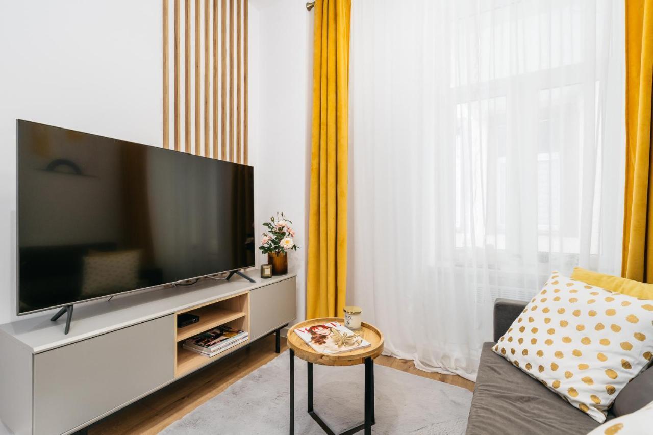 Apartament Orzeszkowa - Loftaffair Krakow Ngoại thất bức ảnh